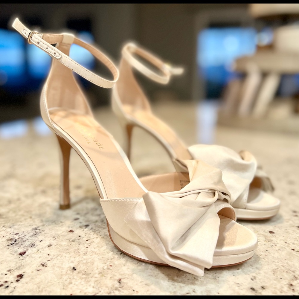 NWT Kate Spade New York Bridal Bow Satin stiletto heels